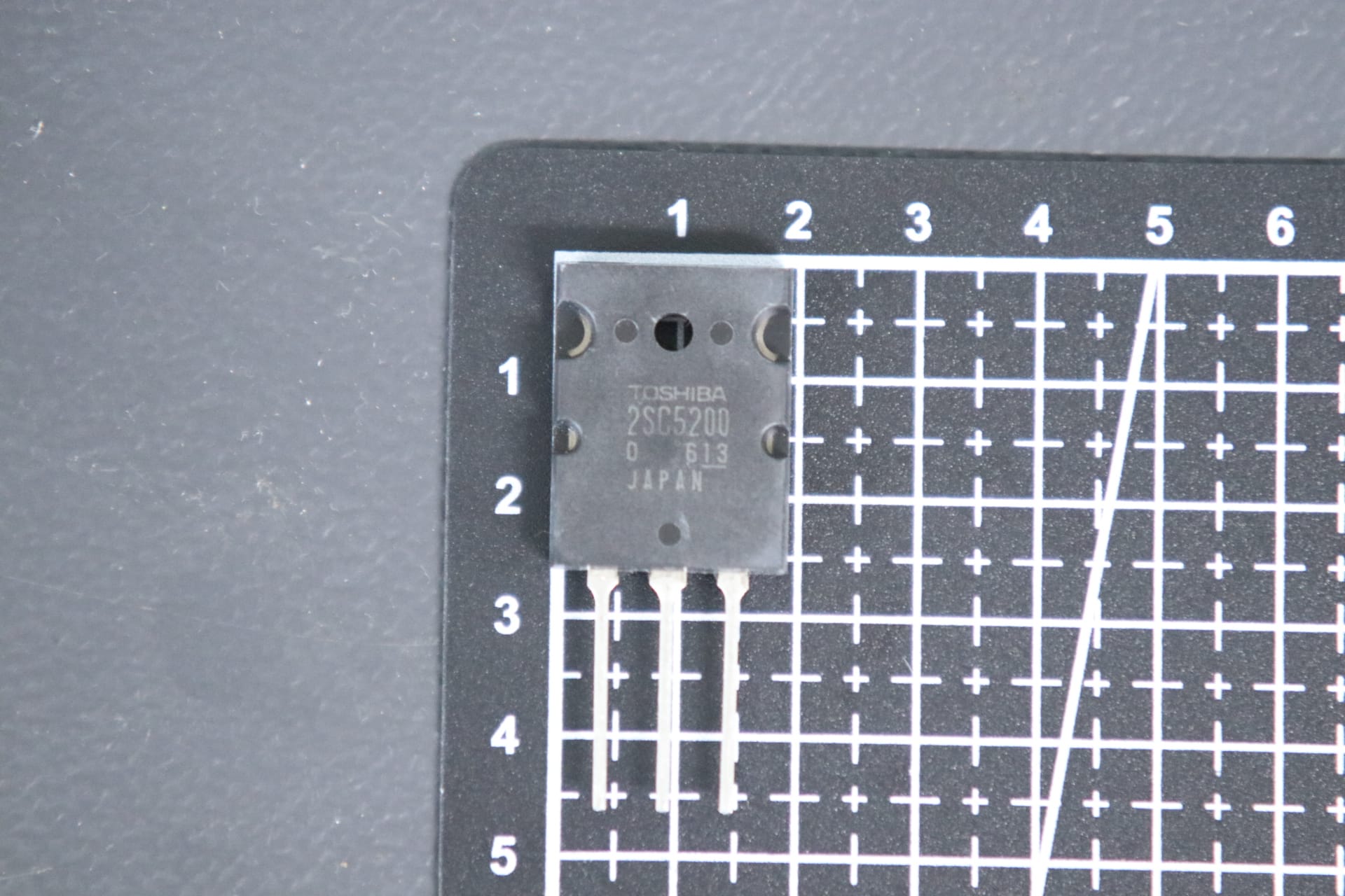 Transistor NPN 2SC5200